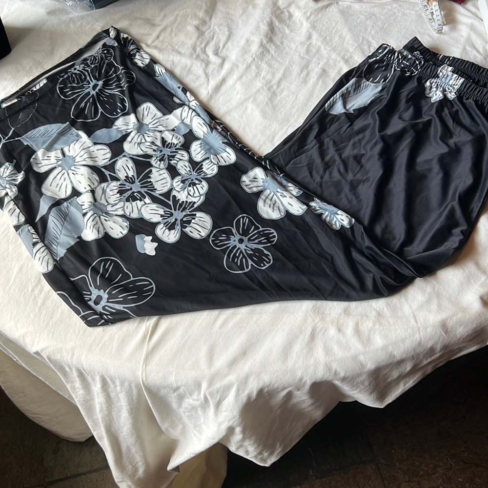 Lily Black Nylon Silky Feel Pants Wide Leg Women Size 3XL
